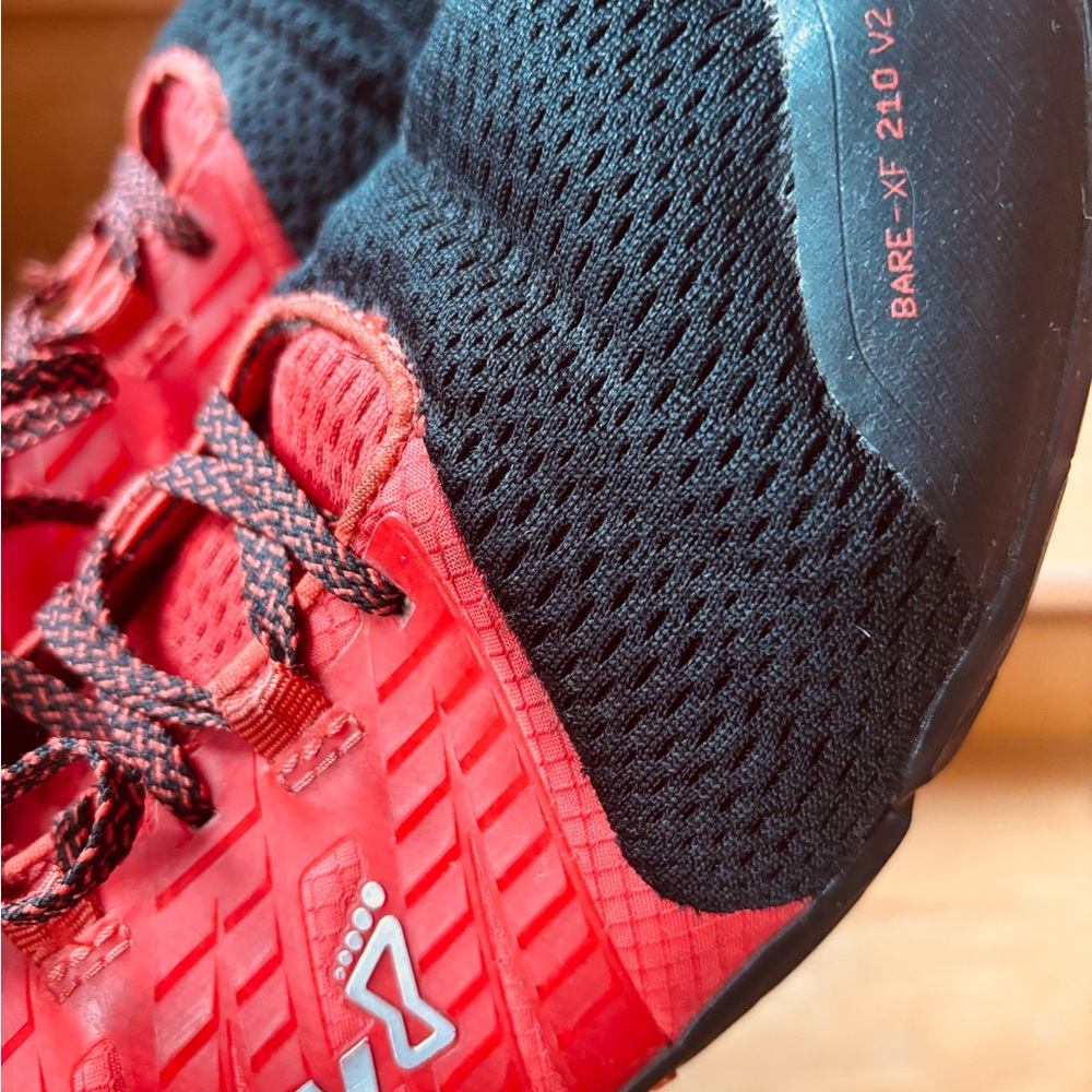 Inov-8 Bare-XF 210 v2, men’s size 10 cross trainers, in good used condition - Picture 4 of 5